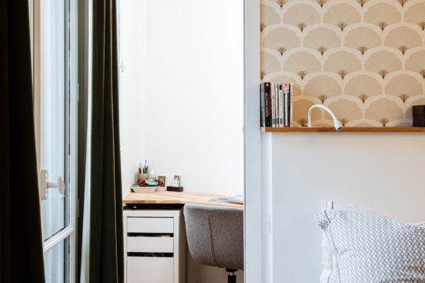 Aménagement d'un bureau dans une chambre - Rénovation d'un duplex à Paris par l'agence d'architecture U design Paris